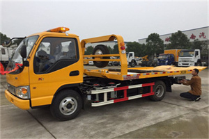 殷都哪里有拖车服务